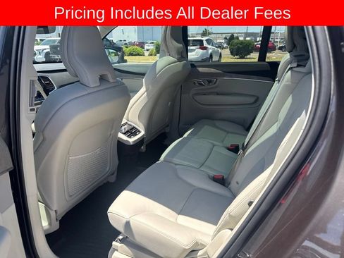 Used 2024 Volvo XC90 B6 Plus w/ Protection Package Premier AWD/4WD image 13