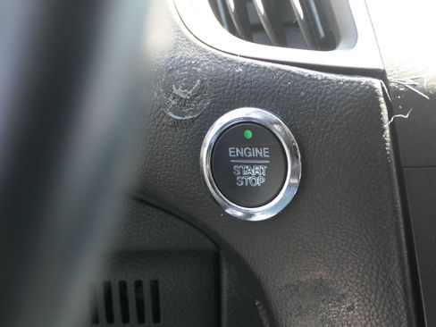 Used 2017 Ford Edge SEL w/ Equipment Group 201A FWD image 17