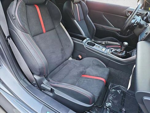 Used 2023 Subaru BRZ Limited w/ Popular Package #2 RWD image 18
