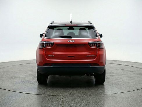 Used 2025 Jeep Compass Limited AWD/4WD image 7