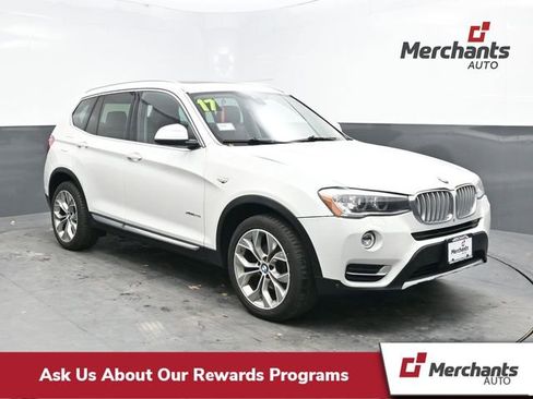 Used 2017 BMW X3 xDrive28i image 1