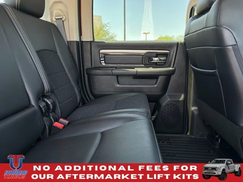 Used 2018 RAM 3500 Big Horn w/ Sport Appearance Group AWD/4WD image 30