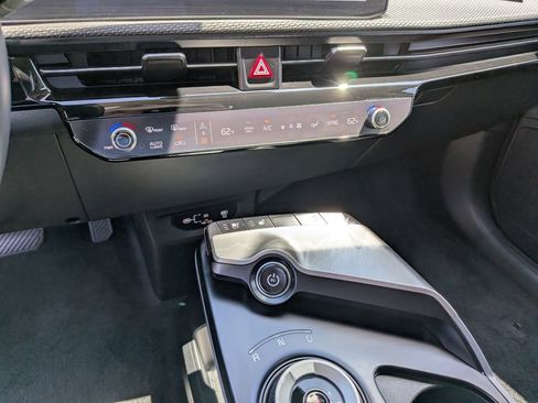 Certified 2025 Kia EV6 Wind RWD image 25