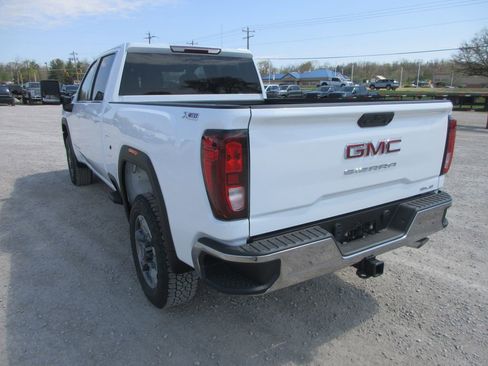 New 2026 GMC Sierra 3500 SLE w/ SLE Value Package AWD/4WD image 7