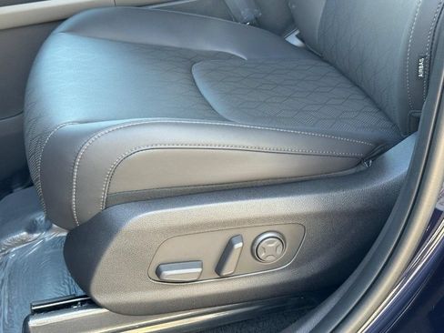 New 2026 Kia Carnival LXS FWD image 22