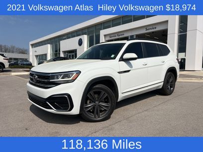 Used 2021 Volkswagen Atlas SE w/ Panoramic Sunroof Package