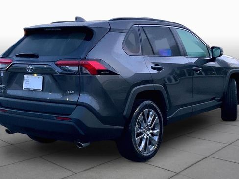 Used 2023 Toyota RAV4 XLE Premium FWD image 13
