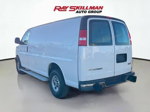 Used 2024 GMC Savana 2500 w/ Driver Convenience Package RWD image 5