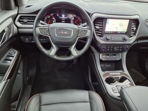 Used 2022 GMC Acadia AT4 w/ Technology Package image 2