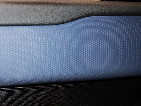 Used 2020 Land Rover Range Rover Velar R-Dynamic S image 40