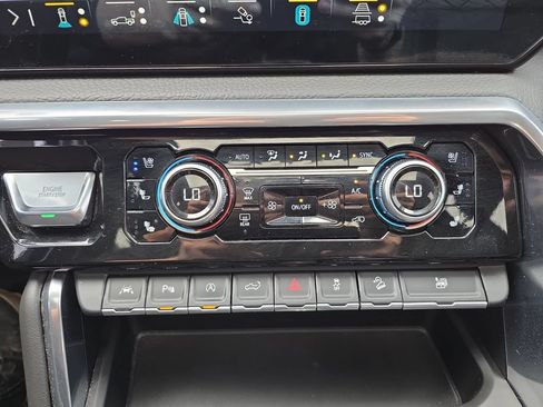 Certified 2023 GMC Sierra 1500 Denali w/ Denali Reserve Package AWD/4WD image 21