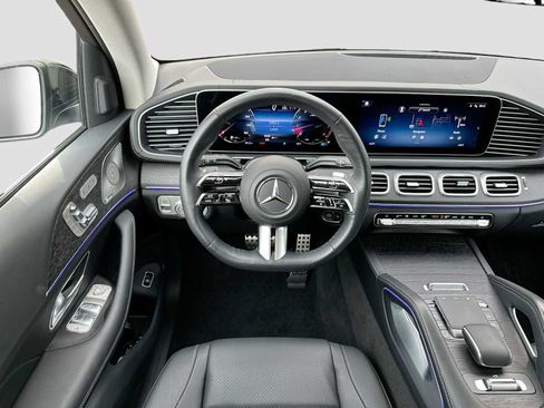 Used 2026 Mercedes-Benz GLS 450 4MATIC image 24