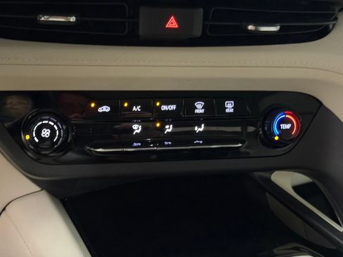 Certified 2023 Buick Envision Preferred FWD image 25