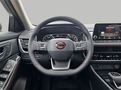 New 2026 Nissan Rogue SV AWD/4WD image 24