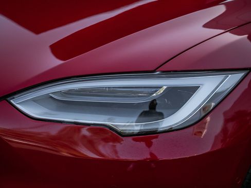 Used 2021 Tesla Model S Long Range AWD/4WD image 25