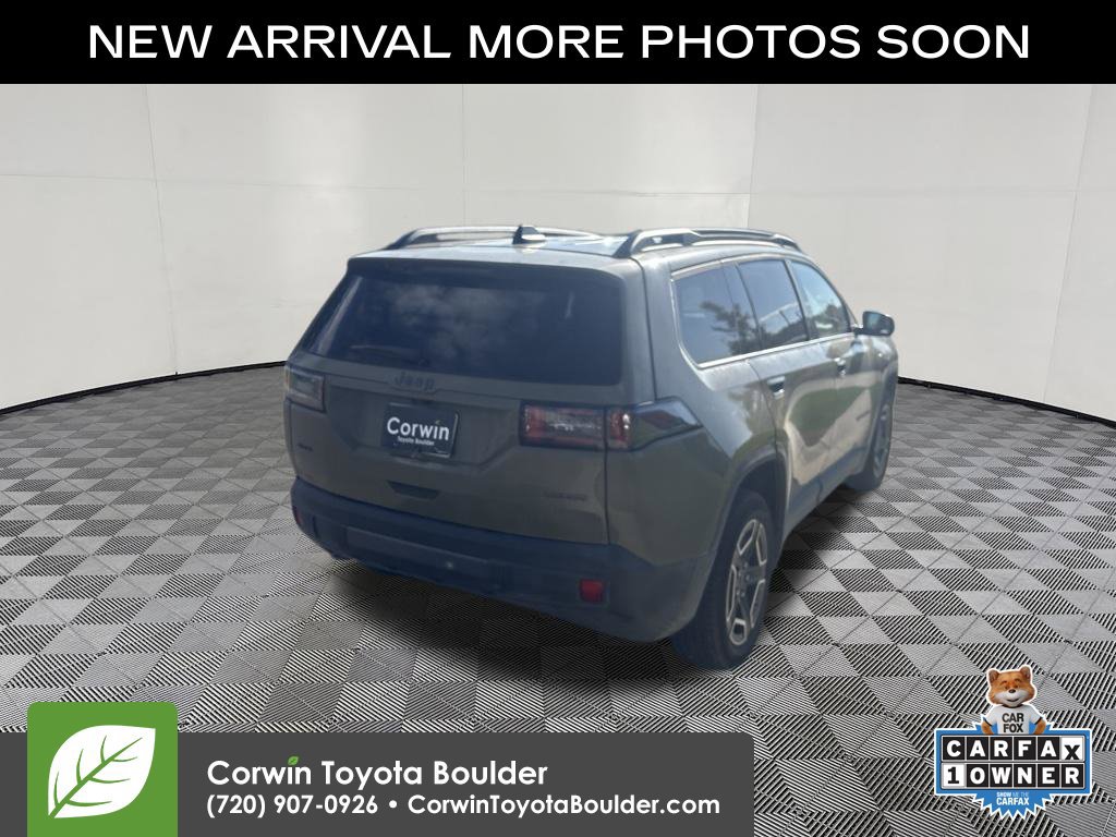 Used 2026 Jeep Cherokee Laredo AWD/4WD image 8