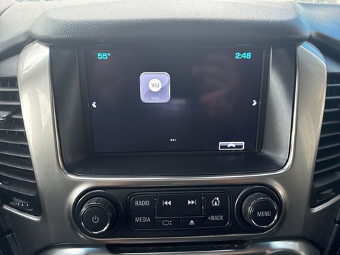Used 2019 Chevrolet Suburban Premier AWD/4WD image 27