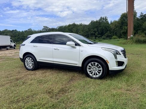 Used 2018 Cadillac XT5 FWD w/ LPO, Wheel Lock Package image 7