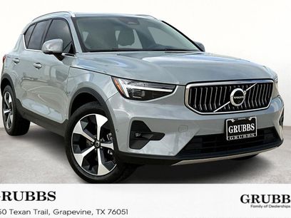 Used 2024 Volvo XC40 B5 Plus w/ Protection Package Premier