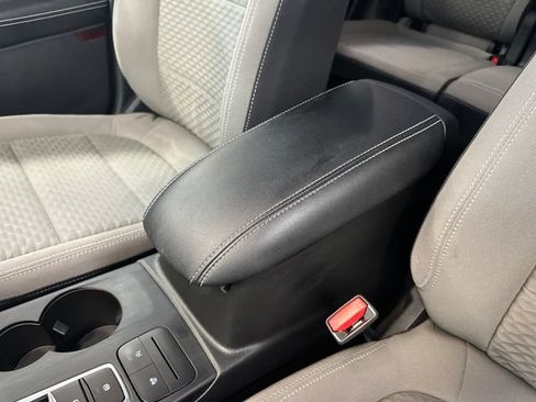 Used 2022 Ford Escape SE w/ Convenience Package AWD/4WD image 29