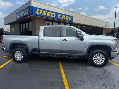 Used 2024 Chevrolet Silverado 3500 LT w/ All Star Edition AWD/4WD image 2