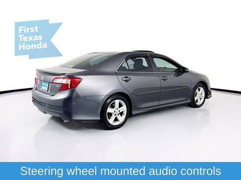 Used 2012 Toyota Camry SE image 7