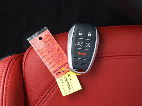 New 2024 Alfa Romeo Giulia Sprint image 54