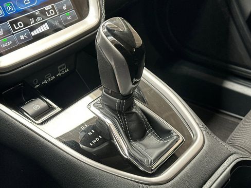 Used 2025 Subaru Legacy Premium AWD/4WD image 26
