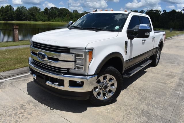 Used 2019 Ford F250 Lariat w/ Lariat Ultimate Package AWD/4WD image 6