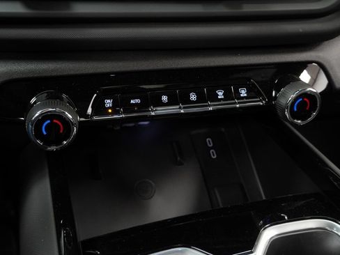 New 2026 Chevrolet Silverado EV LT AWD/4WD image 18
