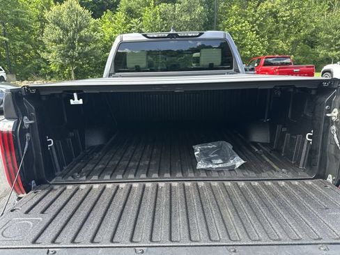 Used 2024 Toyota Tundra Capstone AWD/4WD image 23