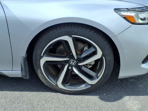 Used 2021 Honda Accord Sport image 8