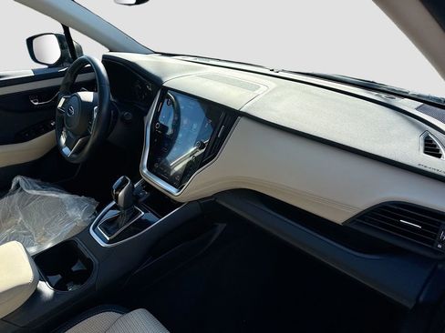 Used 2021 Subaru Outback Premium image 27