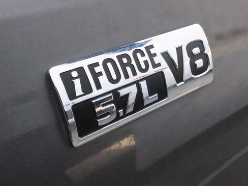 Used 2016 Toyota Tundra SR5 w/ SR5 Upgrade Package image 15