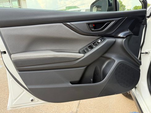 Used 2022 Subaru Crosstrek 2.5i Sport w/ Moonroof Package image 7