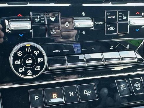 New 2026 Nissan Armada PRO-4X w/ Captain's Chari Seat Package AWD/4WD image 15