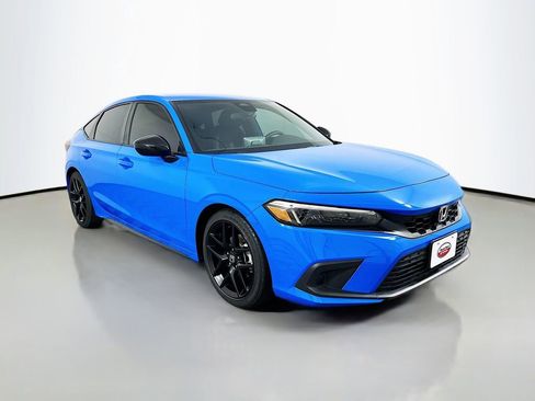 Used 2024 Honda Civic Sport image 3
