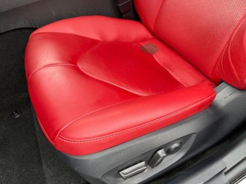 Used 2023 Toyota Camry XSE image 17