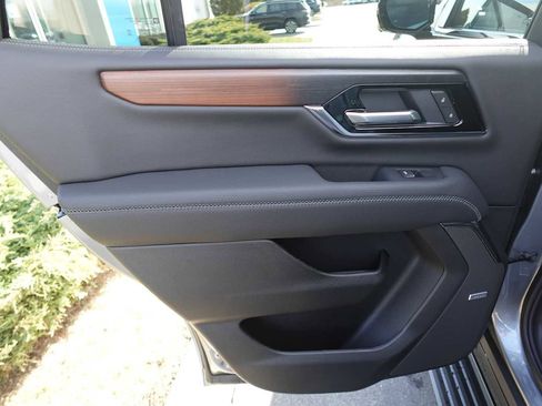 New 2026 GMC Yukon Denali w/ Denali Reserve Package image 26