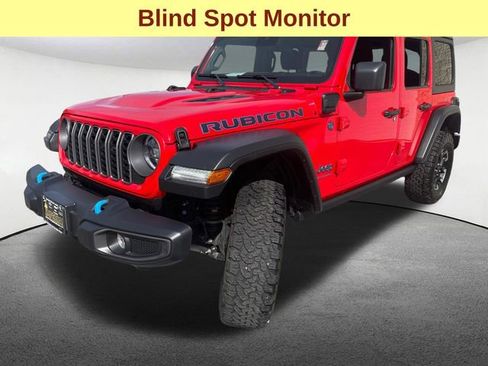 Used 2025 Jeep Wrangler Unlimited Rubicon 4xe w/ Safety Group AWD/4WD image 5