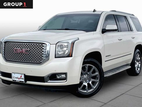 Used 2015 GMC Yukon Denali w/ Touring Package AWD/4WD image 1