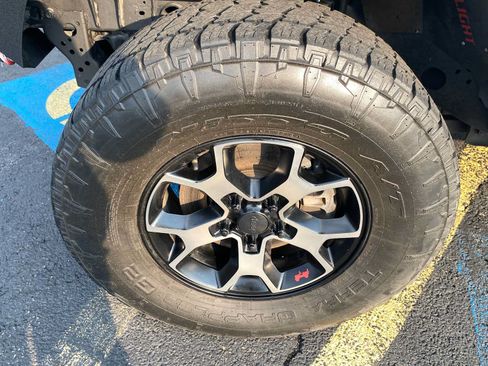 Used 2020 Jeep Wrangler Unlimited Rubicon w/ Dual Top Group AWD/4WD image 55