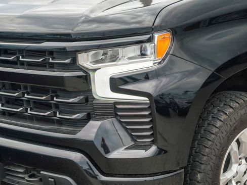 Used 2023 Chevrolet Silverado 1500 RST w/ LPO, Liner Protection Package AWD/4WD image 8