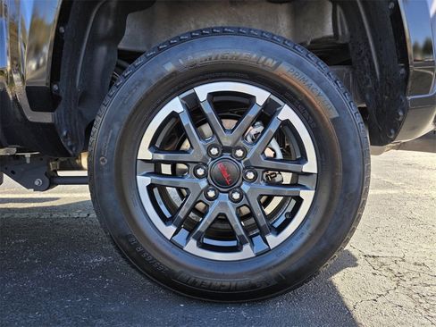 Certified 2025 Toyota Tacoma TRD Sport image 19