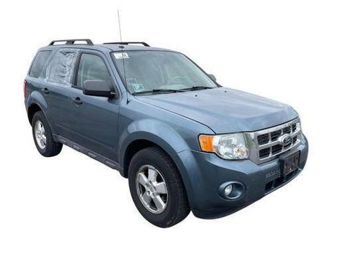 Used 2011 Ford Escape XLT w/ 201A Rapid Spec Order Code FWD image 8
