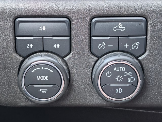 Used 2025 Chevrolet Silverado 2500 LT AWD/4WD image 23