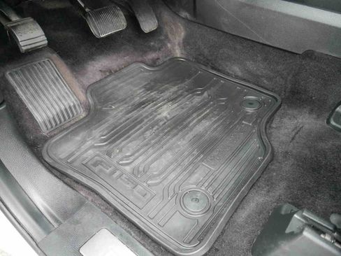 Used 2015 Ford F150 Platinum w/ Equipment Group 701A Luxury image 40