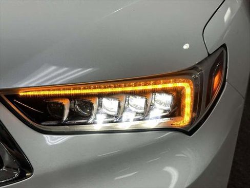 Used 2020 Acura TLX FWD image 7