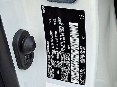 Used 2021 Toyota 4Runner Limited image 33