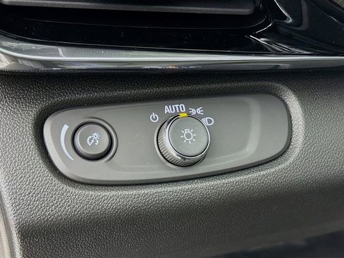 New 2026 Buick Envista Sport Touring w/ Convenience I Package image 10